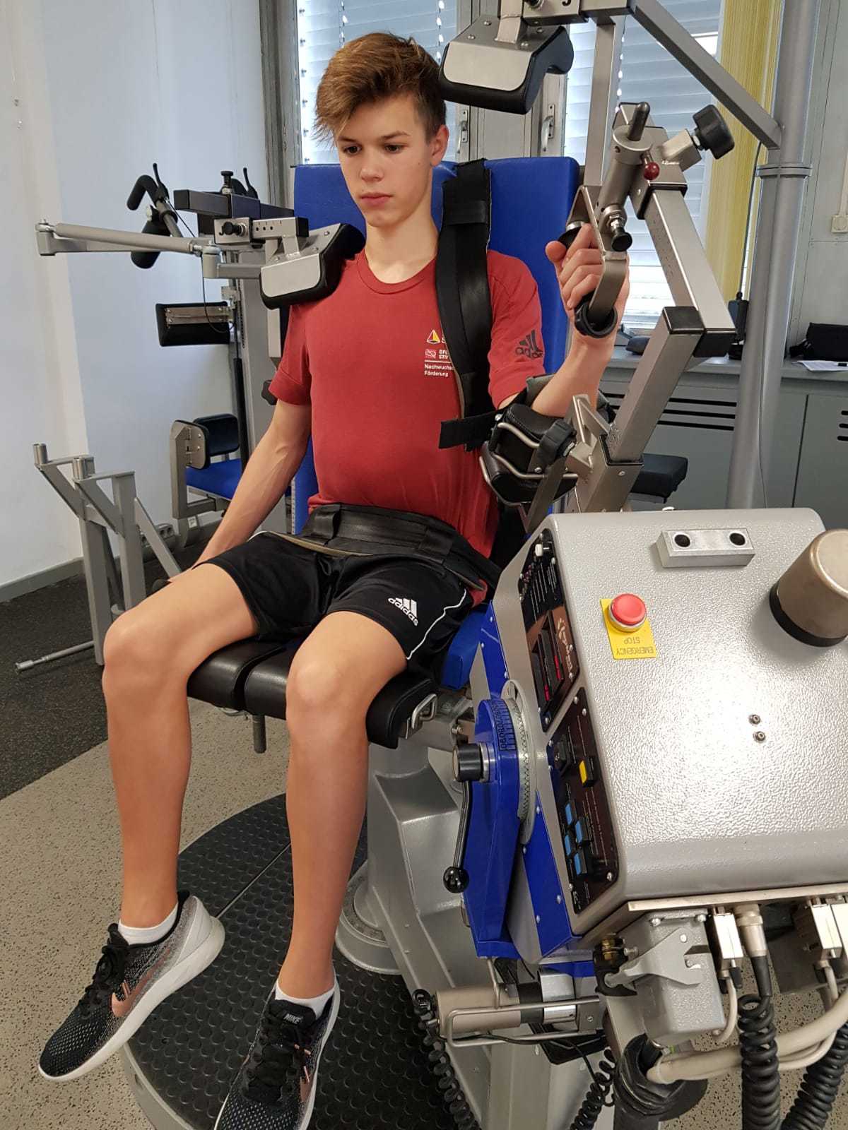 Taliso Engel Schwimmblog: Komplexe Leistungsdiagnostik in Berlin