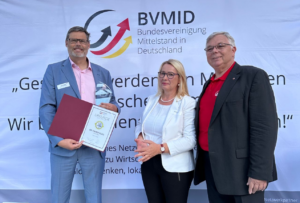 Dr. Volker Klügl mit Kajetan Brandstätter vom BVMID und Ute Gütschow